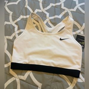 Nike swoosh sportsbra